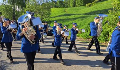 Danvik skolekorps 17.mai 2024. Lykkelig uvitende om forslag til nedleggelse.