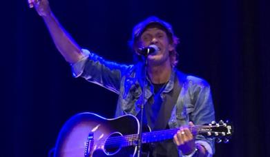 Festivalstemning på torget