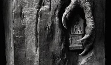 Illustrasjon til boka Grådighet av Inger Karlberg