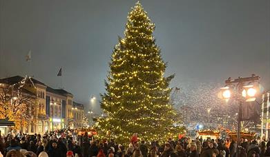 Julegrantenning på Bragernes torg
