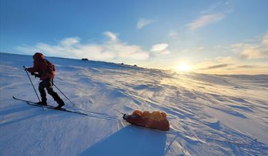 I gjensnødde skispor