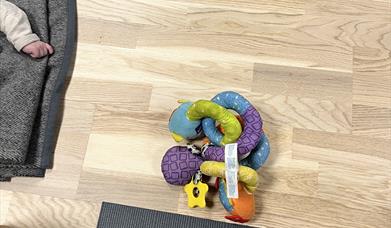 Barselyoga: yoga for mamma og baby med Anette