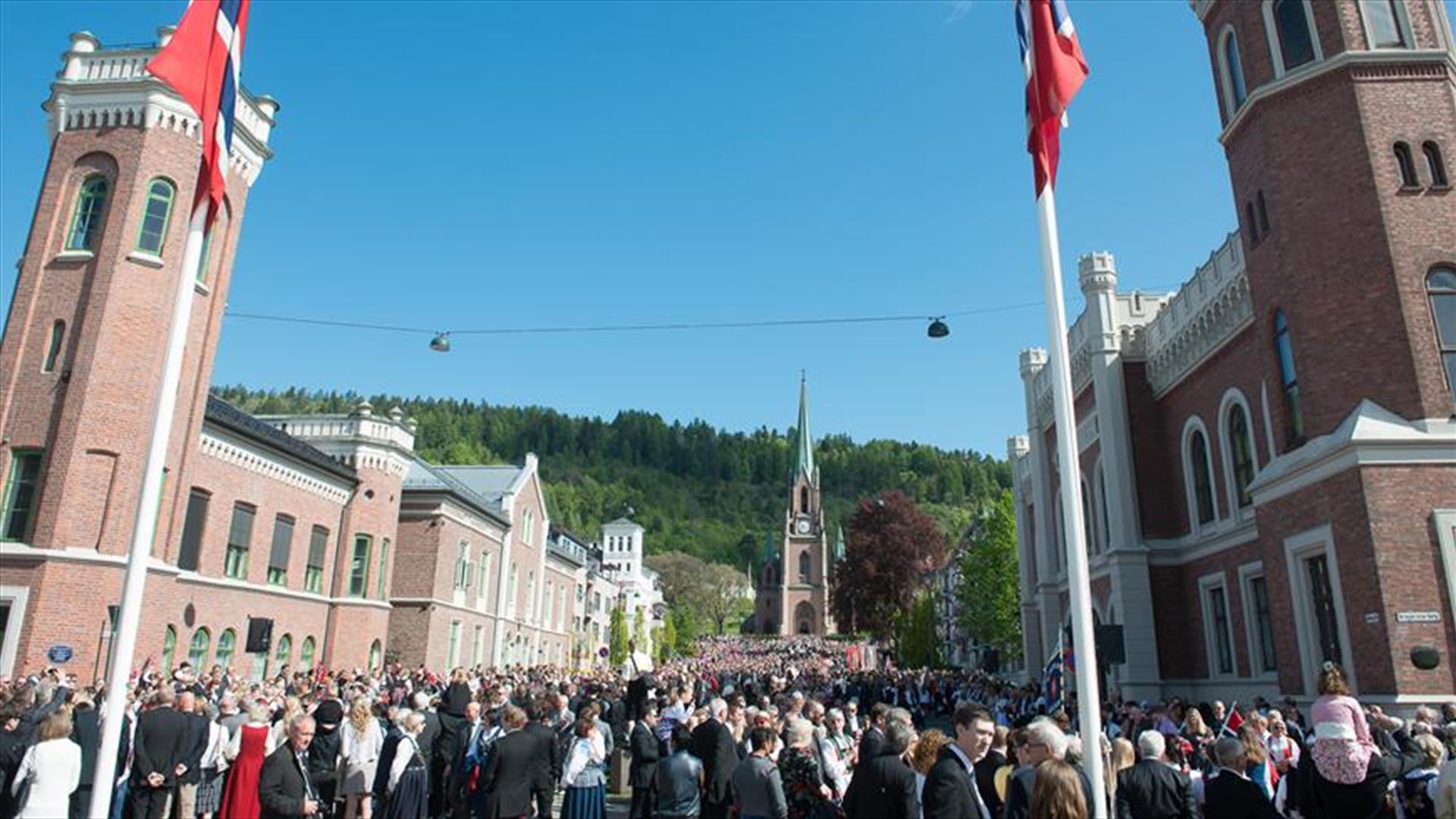 17. mai er en festdag i Drammen