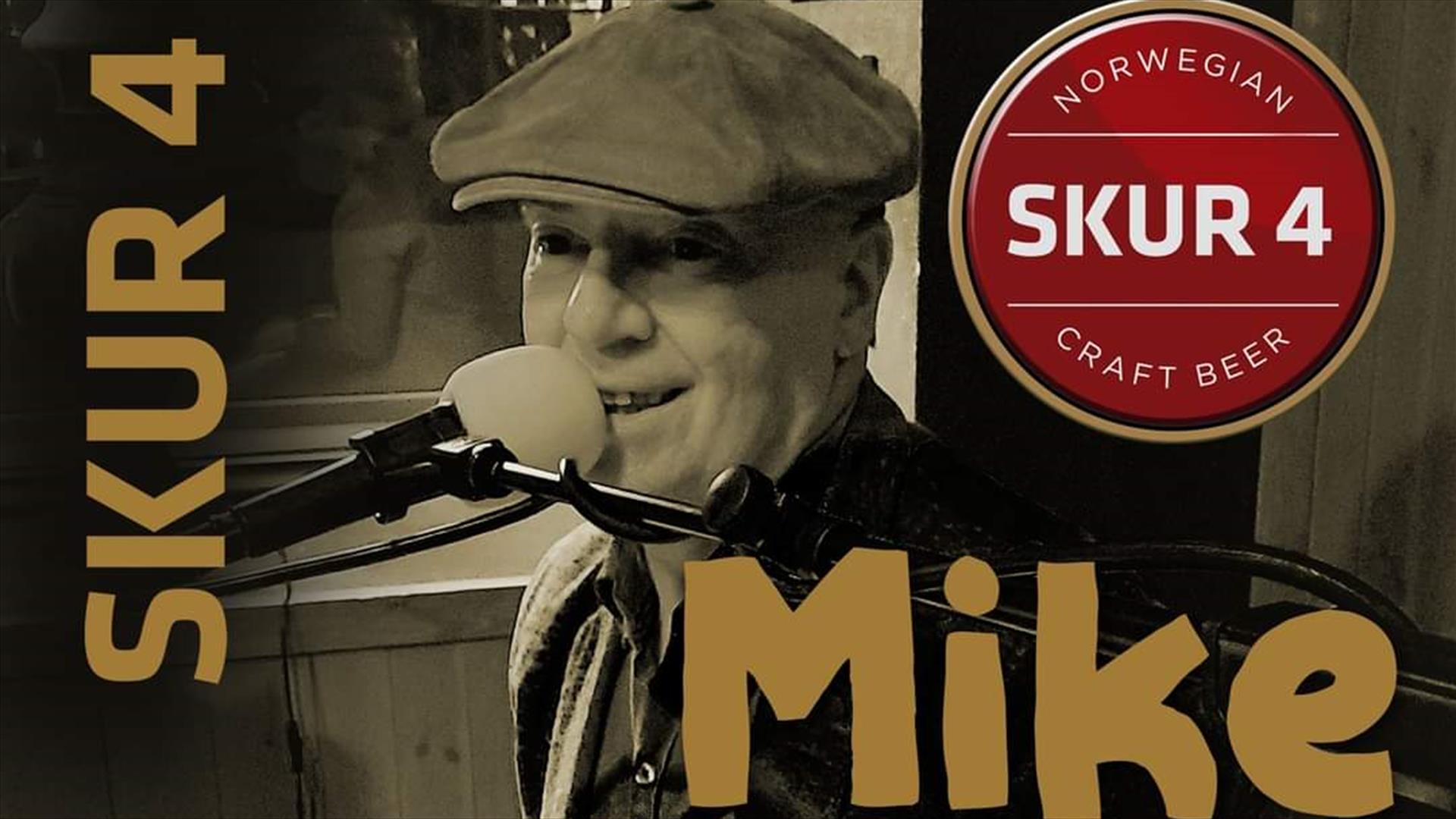 Mike The Pianoman