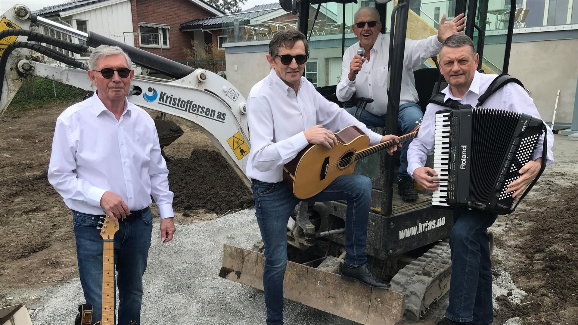 '4 Glade lakser' har gravd frem gode melodier til folkefesten i Hokksund.