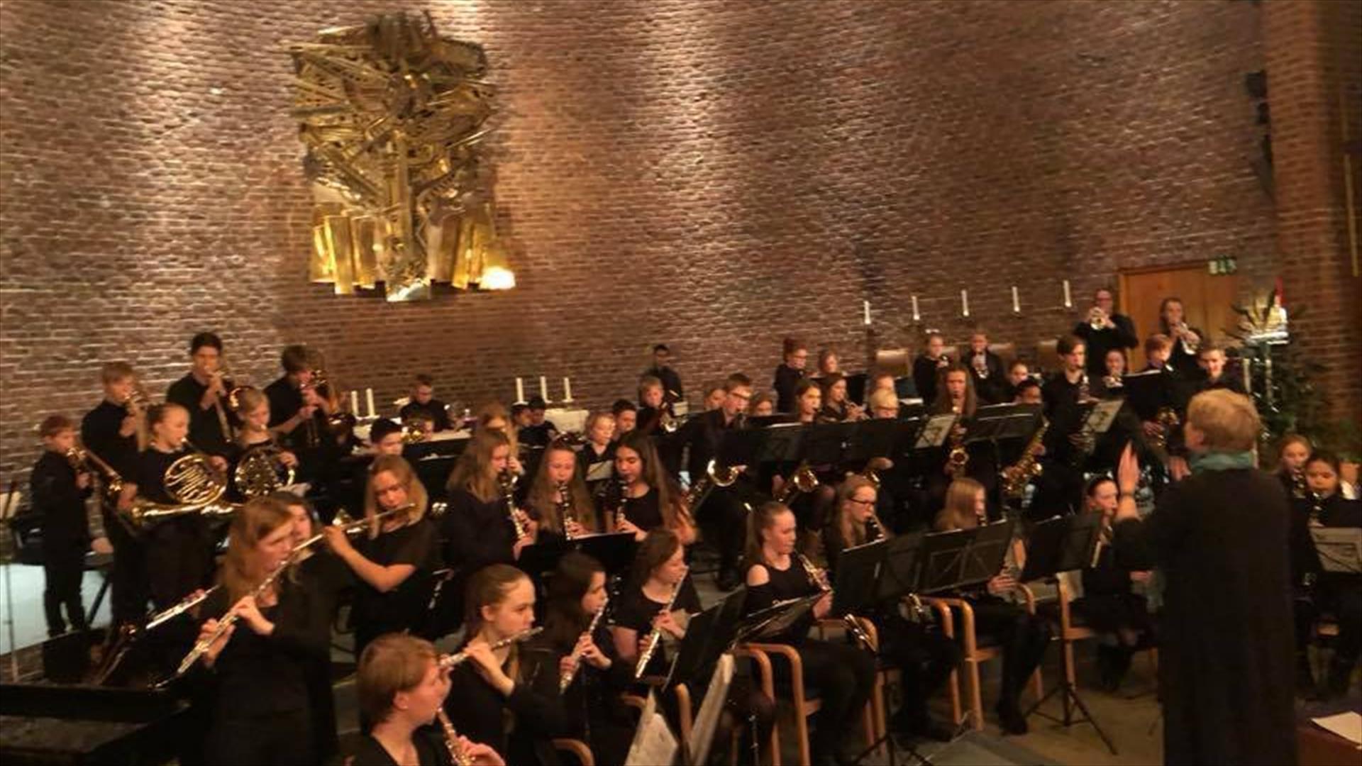 Stemningbilde fra tidligere konsert i Åssiden kirke