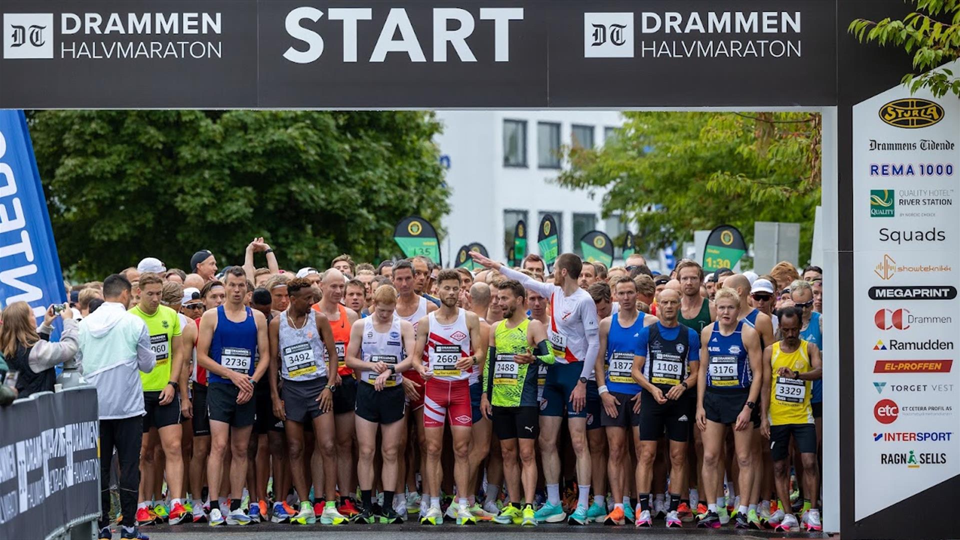 Starten med 3000 mennesker på streken.