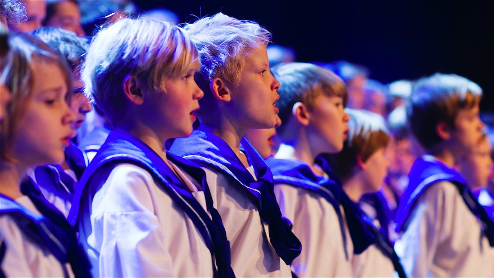 Sølvguttene synger julen inn