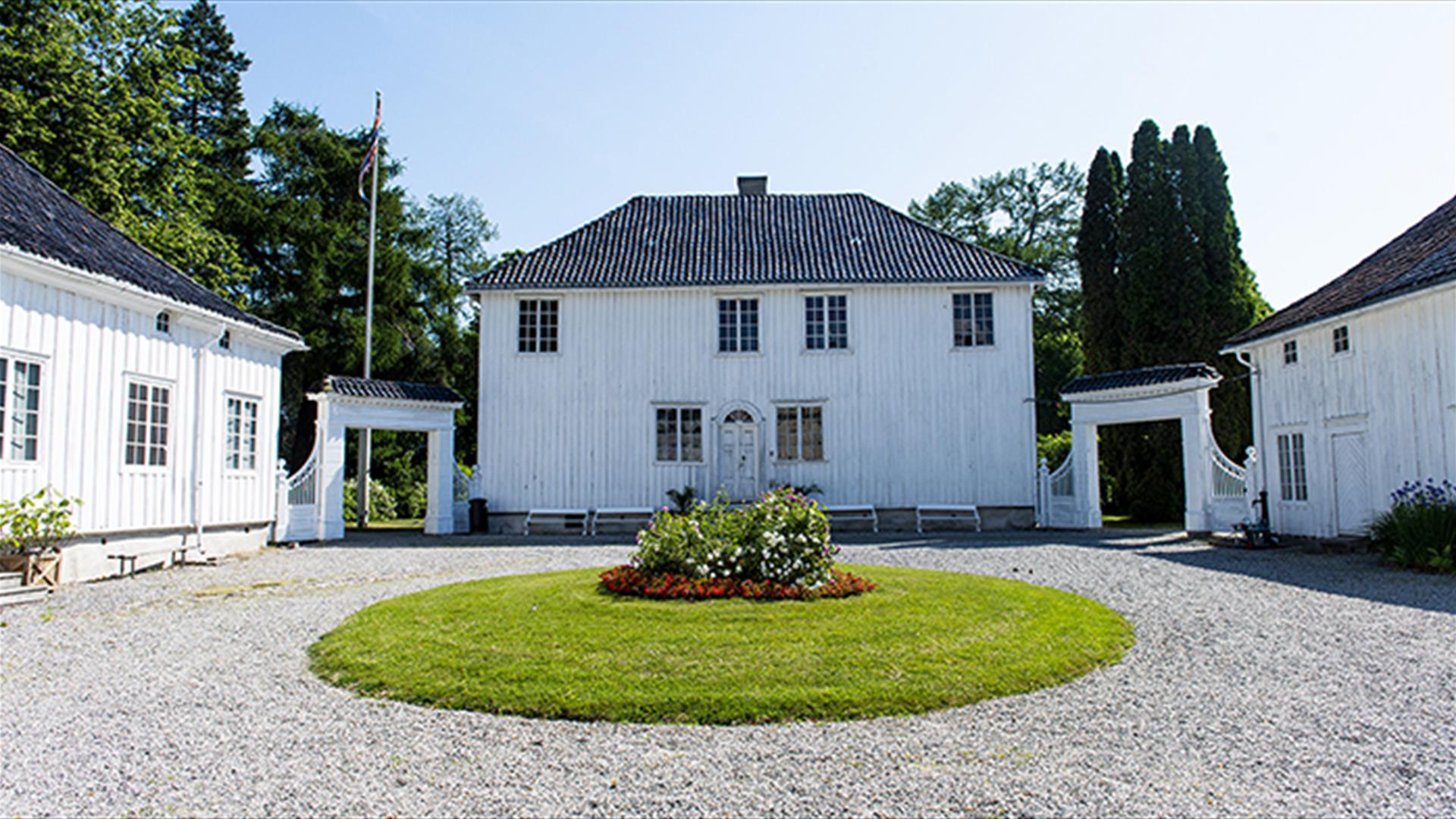 Velkommen til sommer på Drammens Museum
