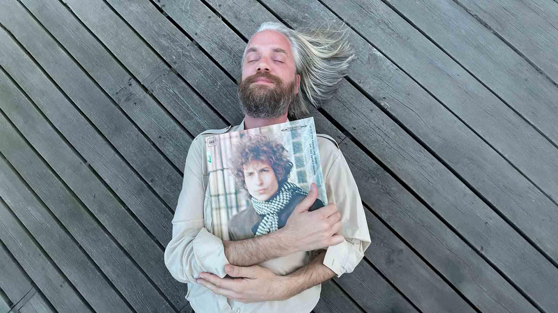 Einar Stenseng spiller Bob Dylans «Blonde on Blonde»