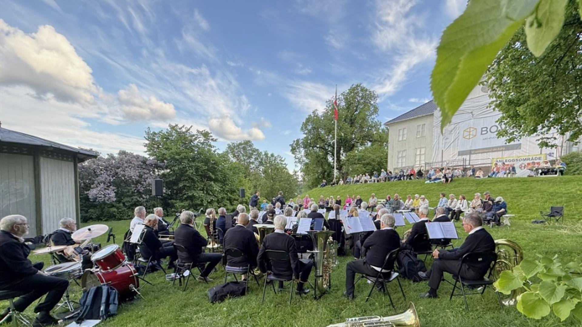 Fra konsert på Austad gård i mai