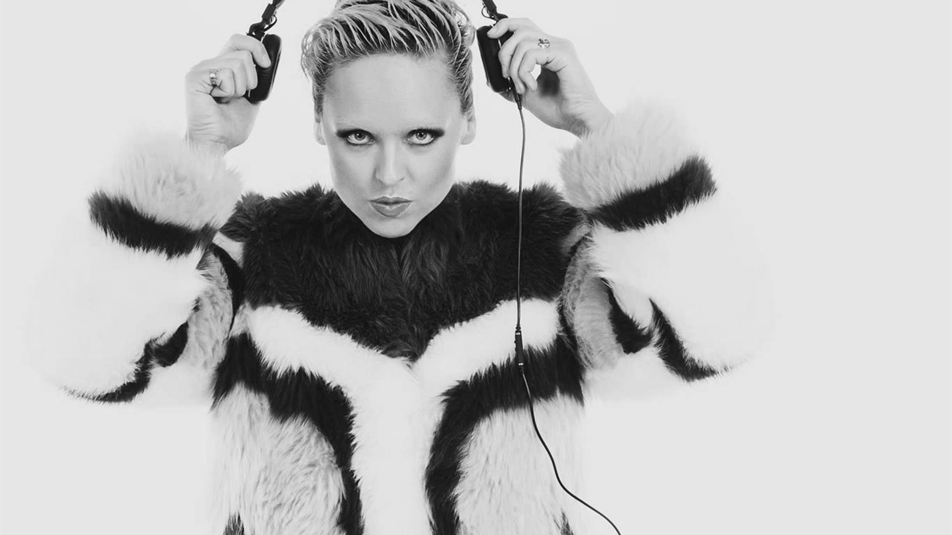 DJ mariann