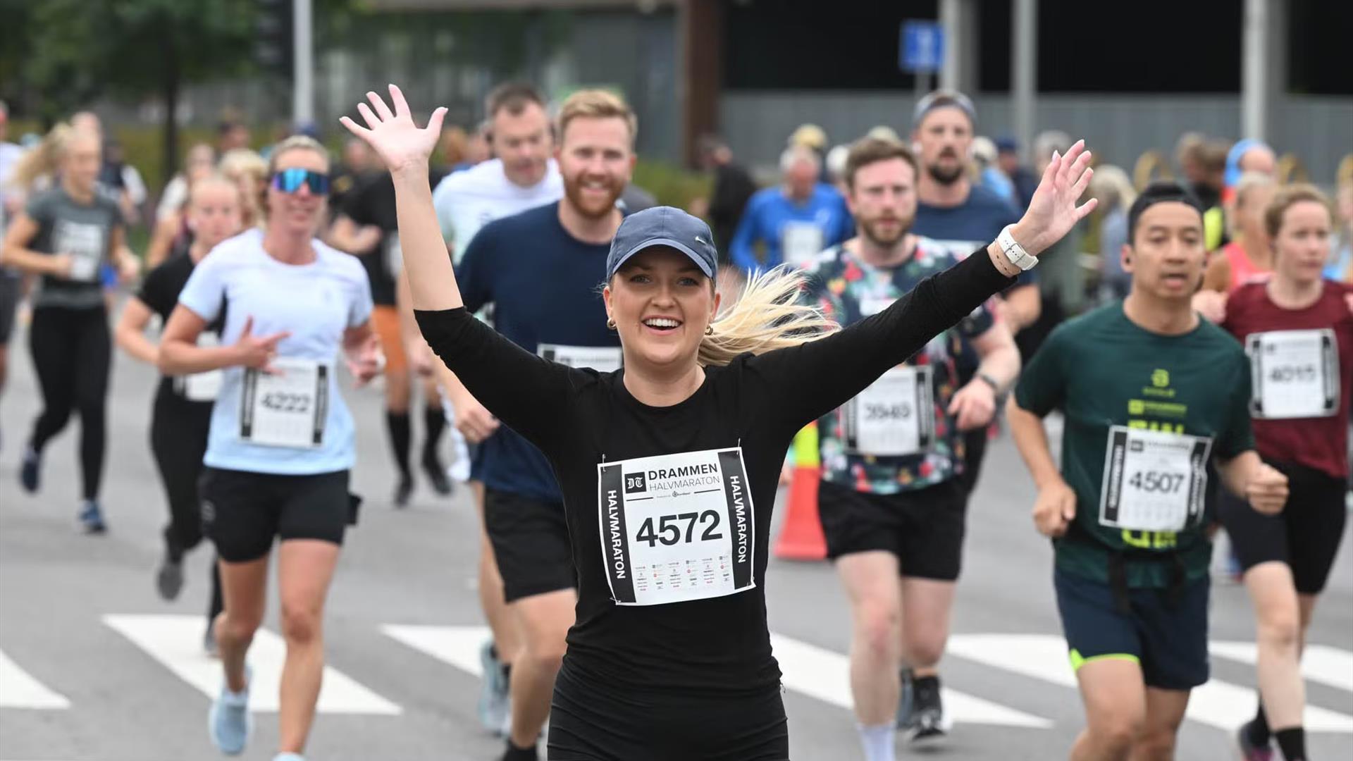 Folkefest i Drammen med over 6000 deltakere i 2025