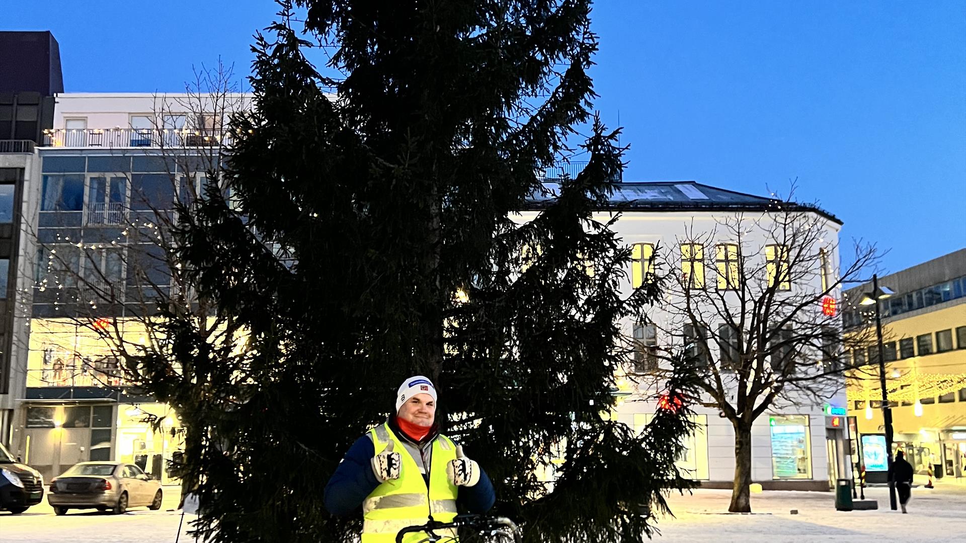 Velkommen til julegrantenning