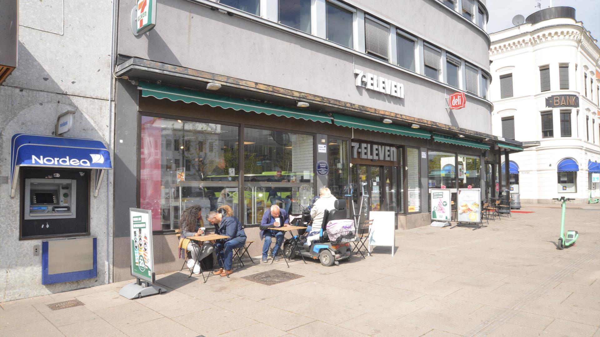lokalet ute