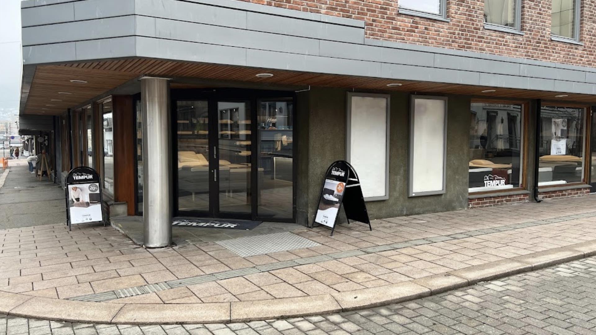 Tempur store brand store