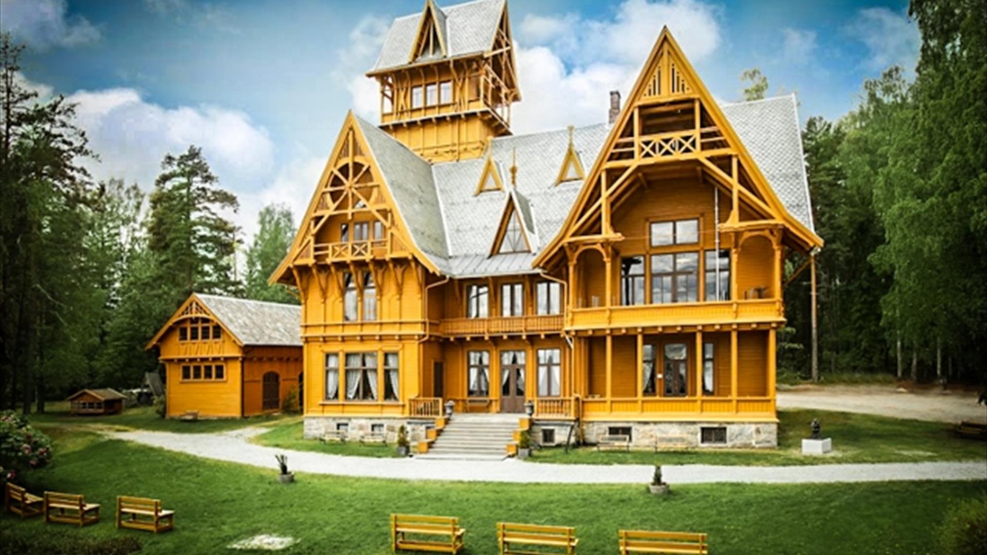 Målet for rundturen - eventyrmuseet Villa Fridheim