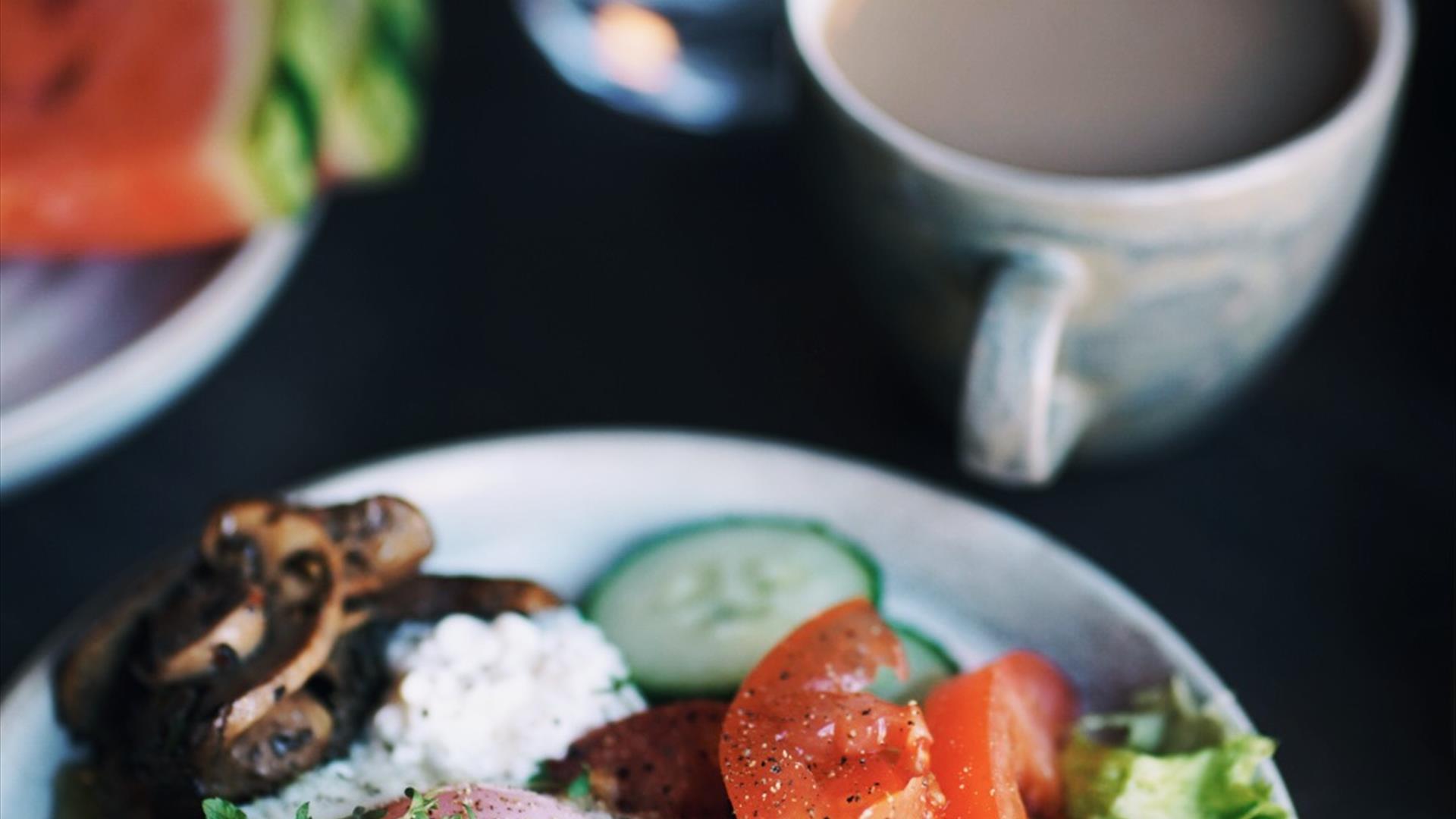 Frokost hos oss