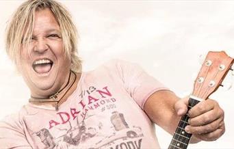 Allsang med trubaduren Magne Frydenlund