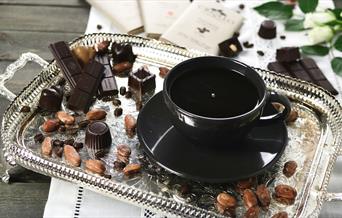 Sjokolade fra Criollobar og kaffe fra Den Gyldne Bønne