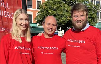 Frivillige Åse Kaja, Preben og Samirs Alexander