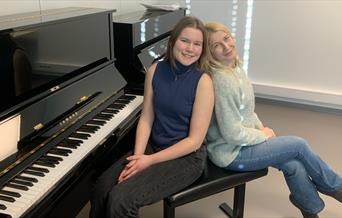 Tabitha og Irina