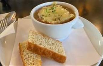 Frank løksuppe - akkurat som den skal være