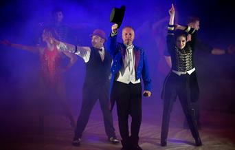 Klart for Cirkus Arnardo i Hokksund.