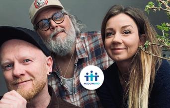 Lewi Bergrud, Maria Solheim og Peter Hallström
