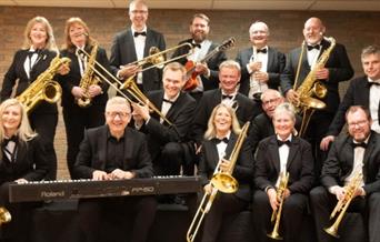 Julekonsert med Krogstad Storband