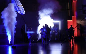 Vi byr på Eliteseriens beste arrangement i Mjøndalshallen!