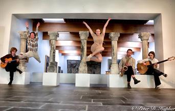 Dans i museet