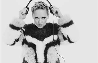 DJ mariann