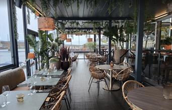 Kawa Bar & Restaurant
