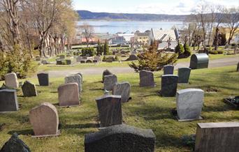 Tangen kirkegård