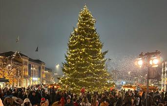 Julegrantenning på Bragernes torg
