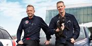 På 2 timer viser vi deg teknikker for å få en trygg og rolig hund.