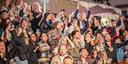 Folkefest i Svelvik