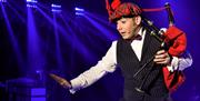 I år er klovnen og humoristen Victor Rossi hos Cirkus Arnardo.