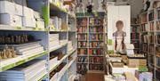 Inne i butikken
