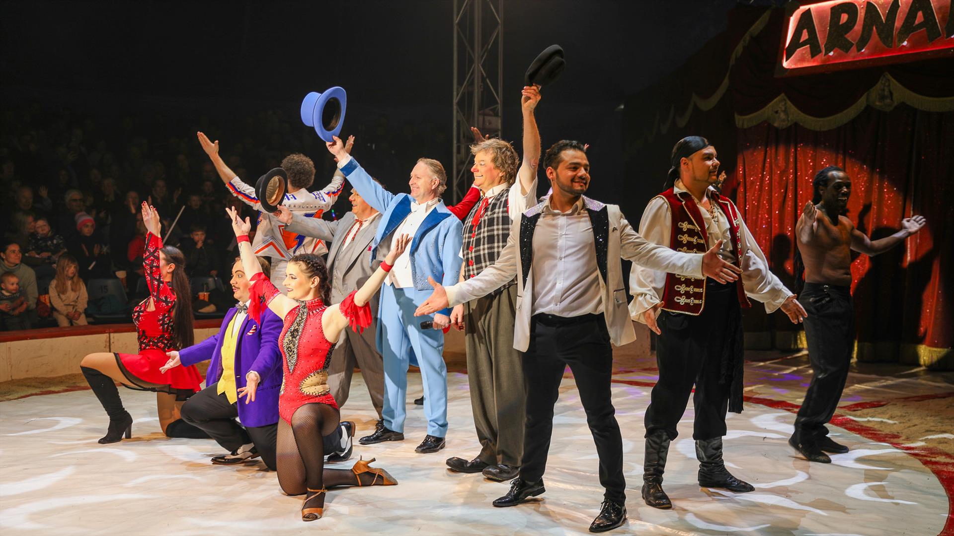 Cirkus Arnardo feirer 75 år med stort jubileumsshow i 2024. Cirkus Arnardo feirer 75 år med stort jubileumsshow i 2024.